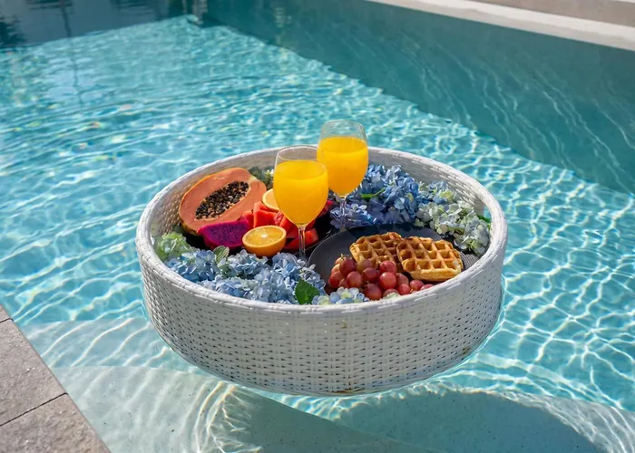 Villa La Palma - Greenery Pool Escape With Private Parking